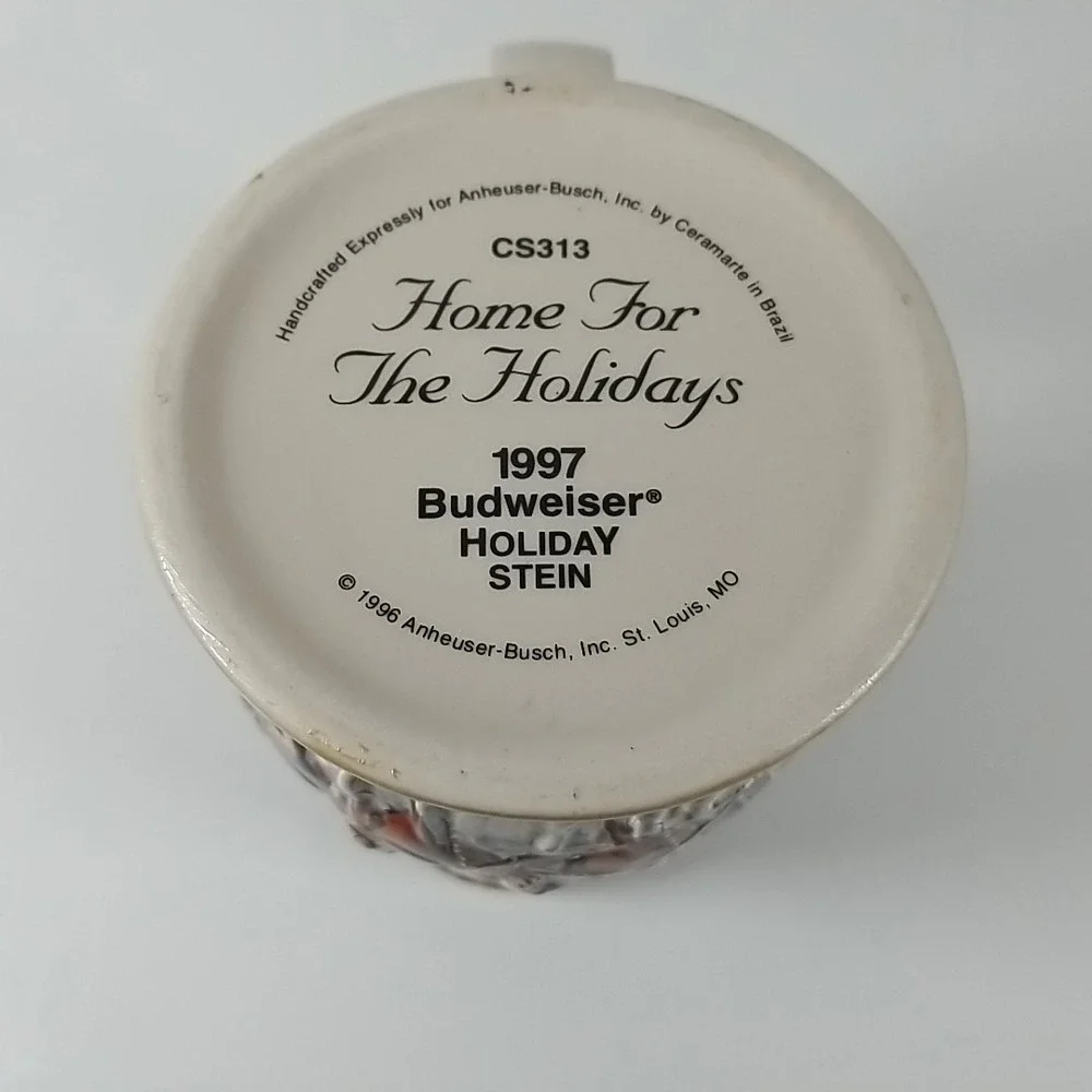 1997 Budweiser Holiday Stein CS313 Christmas beer mug Anheuser-Busch Bud series